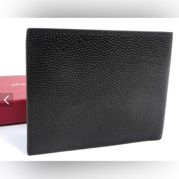 Salvatore Ferragamo bifold wallet - Picture 5 of 5